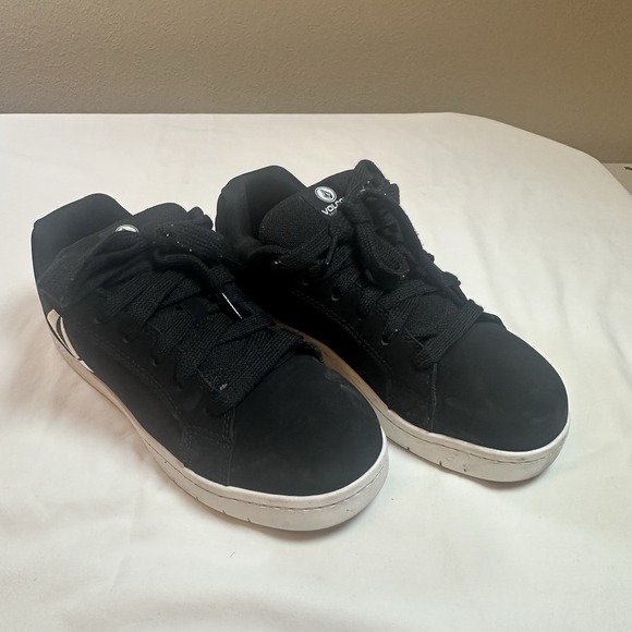 Volcom Women's Stone Slate Inspired Work Composite Toe Shoe Black/White Size 8.5 - Picture 1 of 12